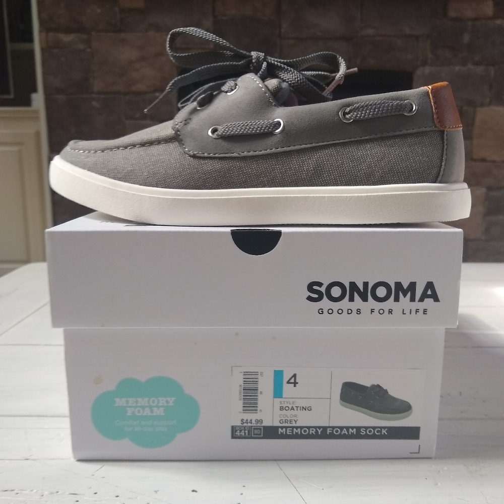 Brand New - boys grey boat shoes